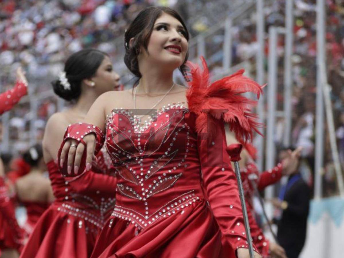 Alejandra Borjas Cubas, el encantador rostro del Hibueras en los desfiles 2025