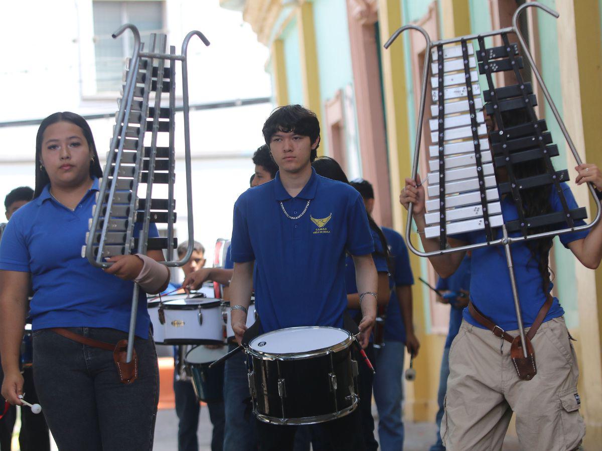 La banda del Instituto Vuelo de Águila lista para brillar en los desfiles patrios