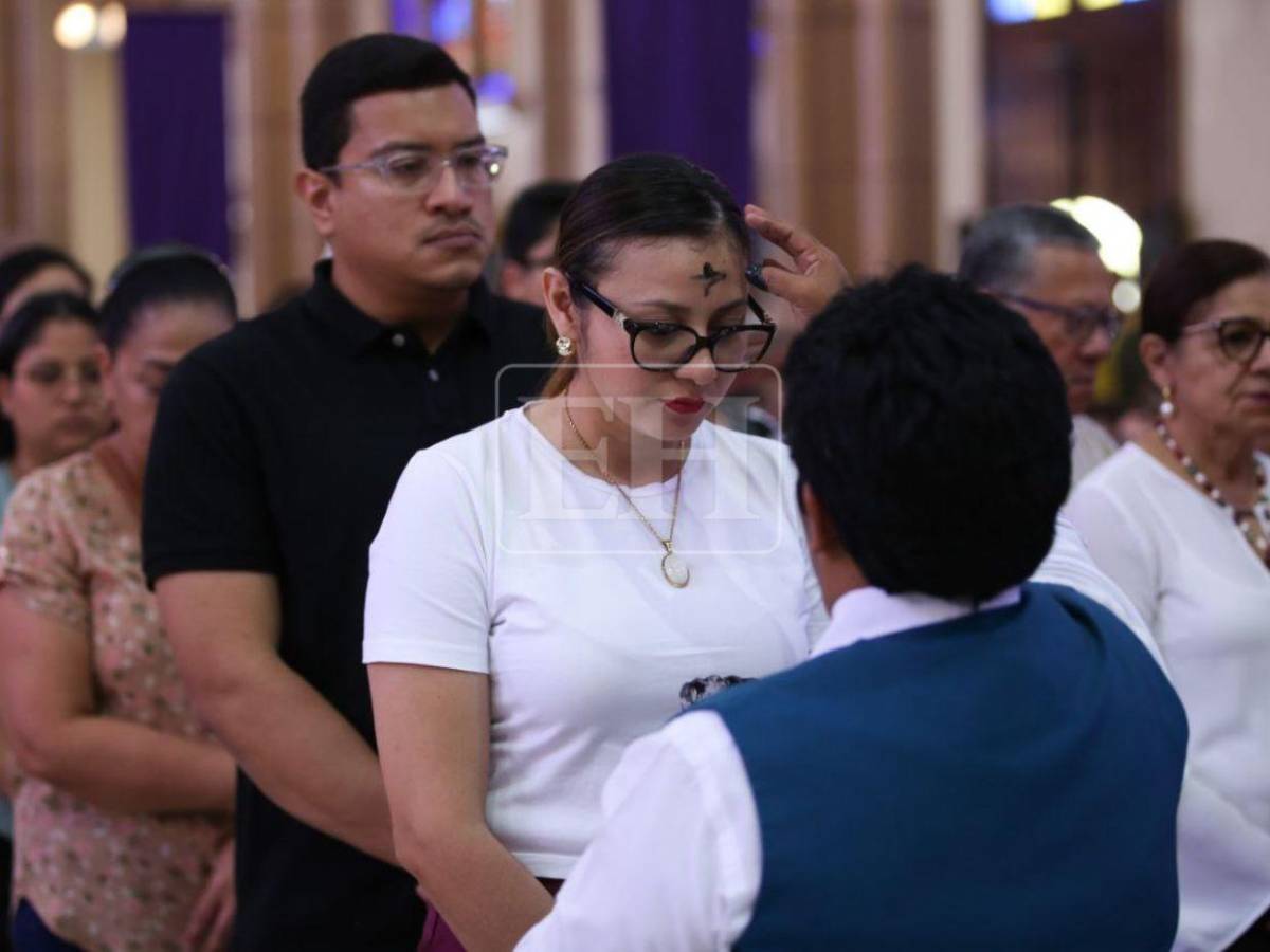 Capitalinos sellan su fe: Miércoles de Ceniza desborda las iglesias de Tegucigalpa