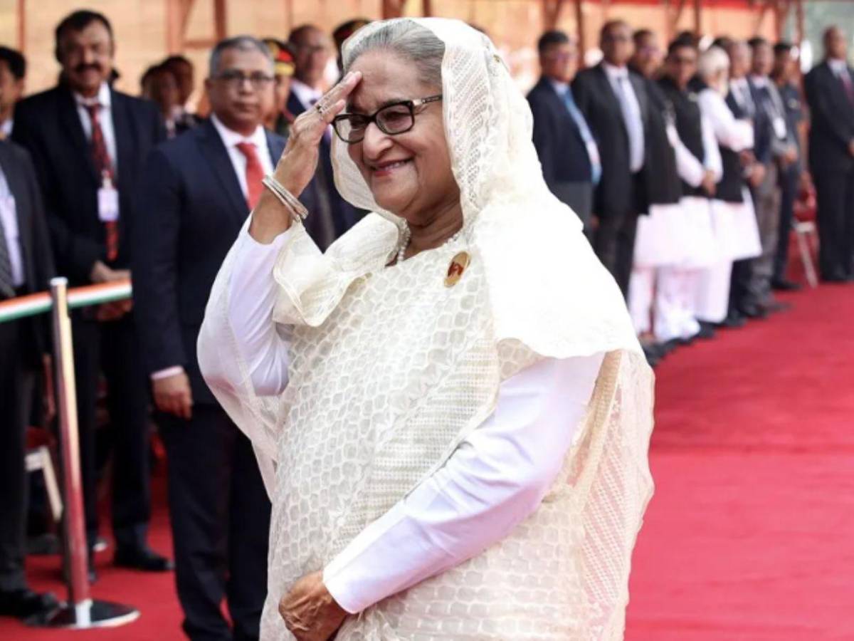 ¿Quién es Sheikh Hasina, la exprimera ministra de Bangladés condenada a muerte?