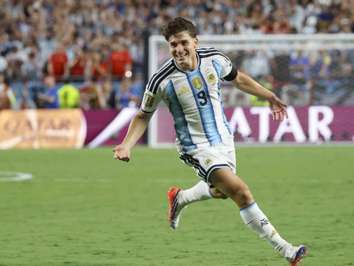 Ultimátum: Atlético de Madrid advierte a Julián Álvarez y frena su fichaje por el Barcelona