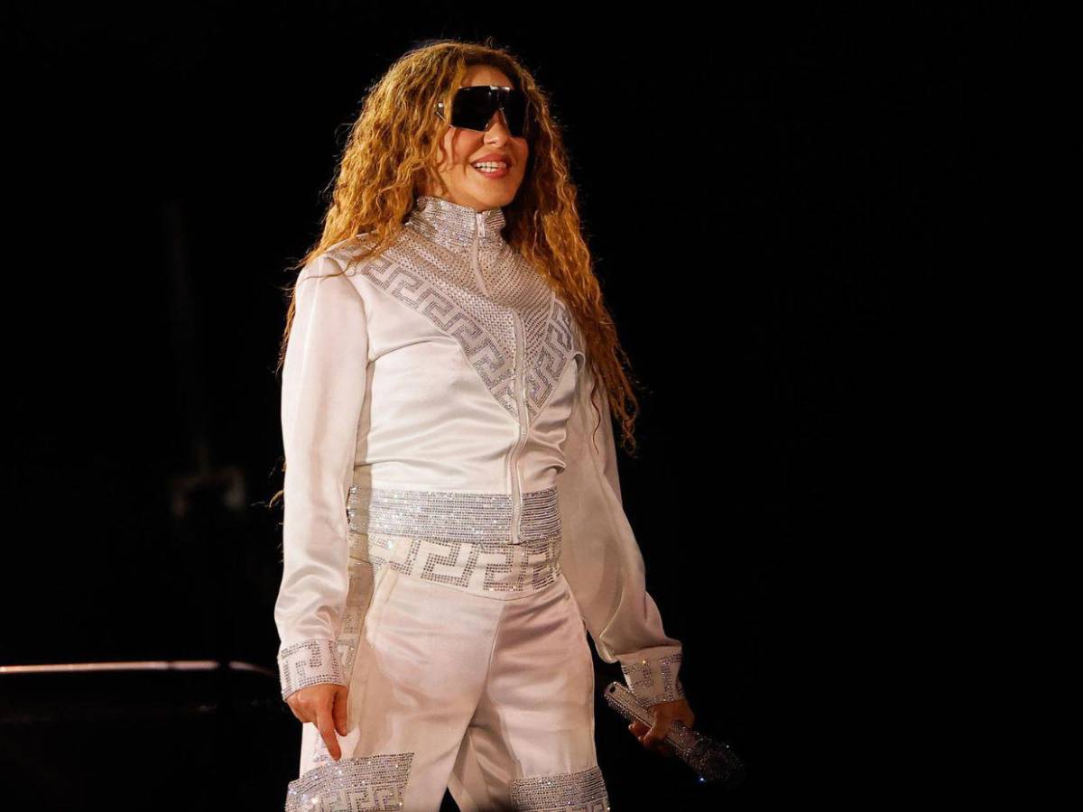 Shakira desata euforia en Buenos Aires, tras siete años de espera