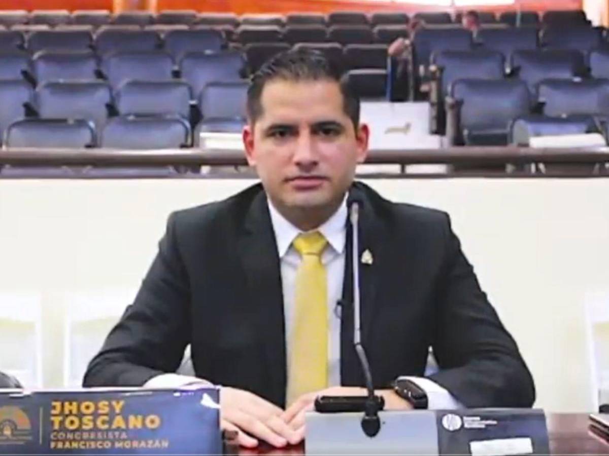 ¿Quién es Jhosy Toscano, propuesto como sustituto de Ana Paola Hall?