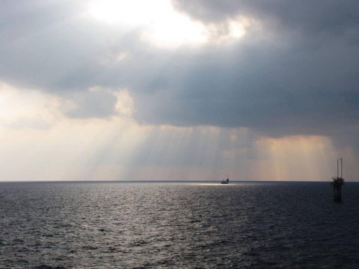 ¿Qué es el estrecho de Ormuz y cuál es su importancia en la economía global?