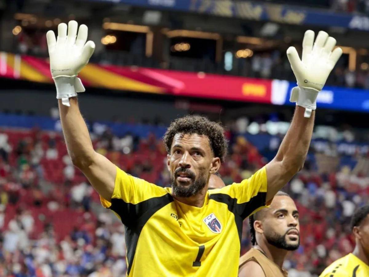 Brille en el campo: madre de Josimar 'Vozinha' tras obtener su visa y verlo en la cancha
