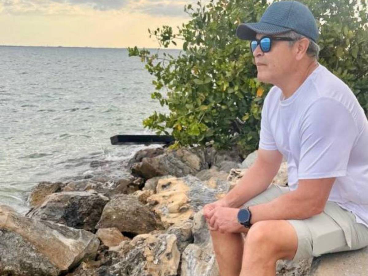 De prisión a la playa: la vida de Juan Orlando Hernández tras recuperar su libertad en EE UU