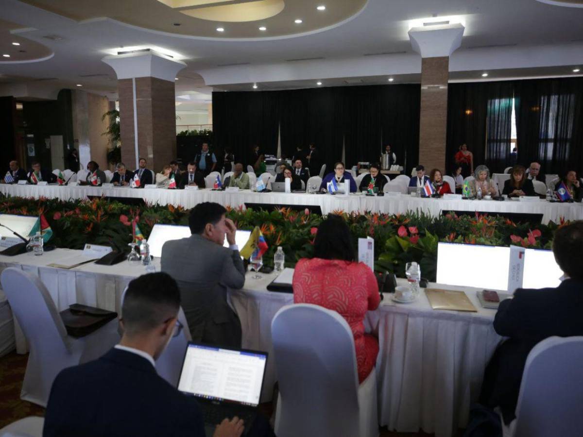 Pobreza, violencia y otros problemas acechan a países que participan en la IX Cumbre de la Celac Pobreza, violencia y otros problemas acechan a países que participan en la IX Cumbre de la Celac