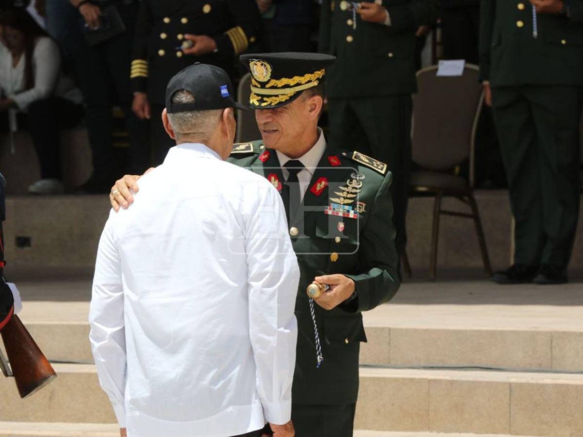 La patria los ve con orgullo y dejan un legado: Así se celebró el Día del Veterano de Guerra