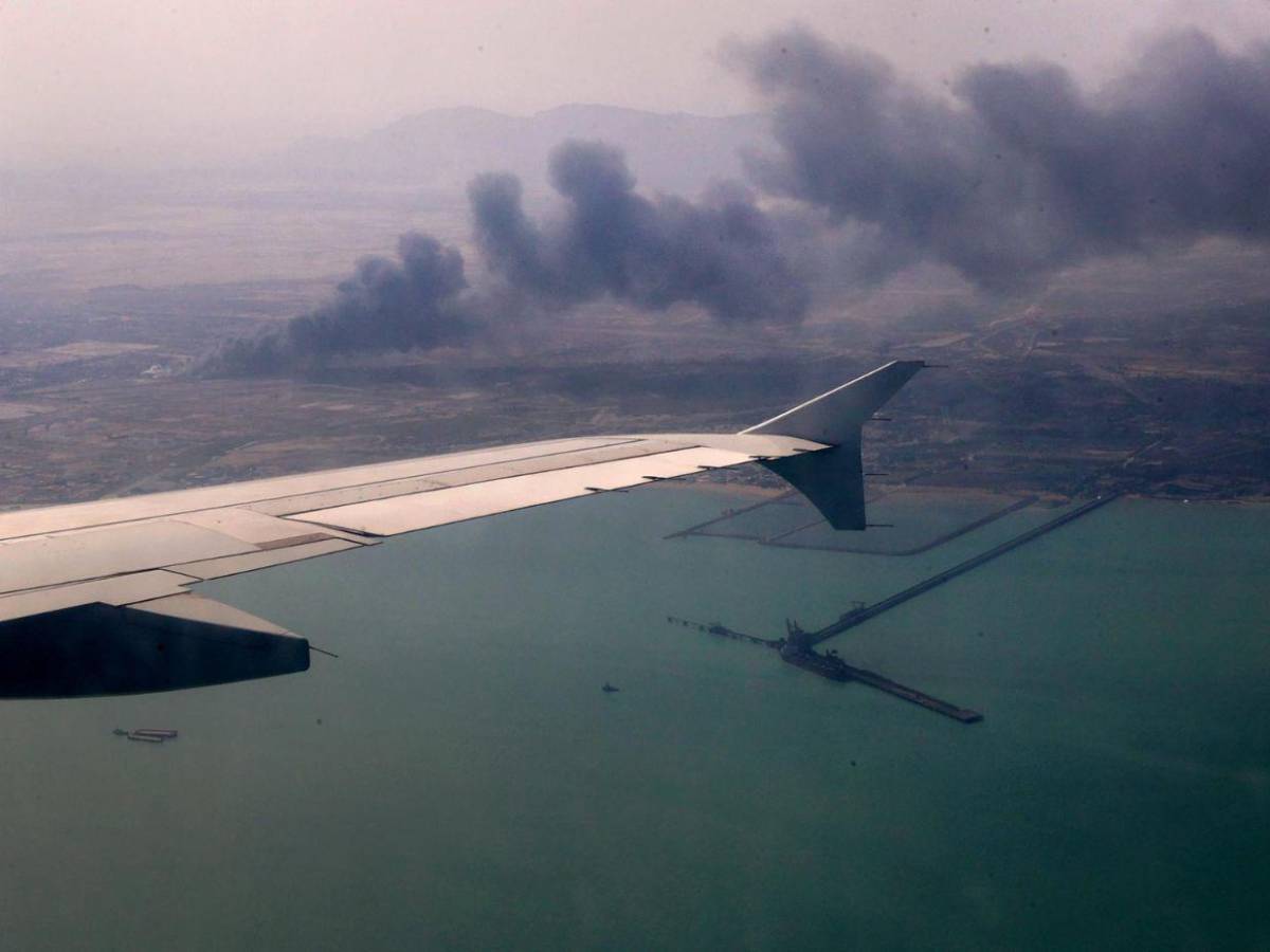 Sube a 40 la cifra de muertos por una gran explosión en Irán Sube a 40 la cifra de muertos por una gran explosión en Irán