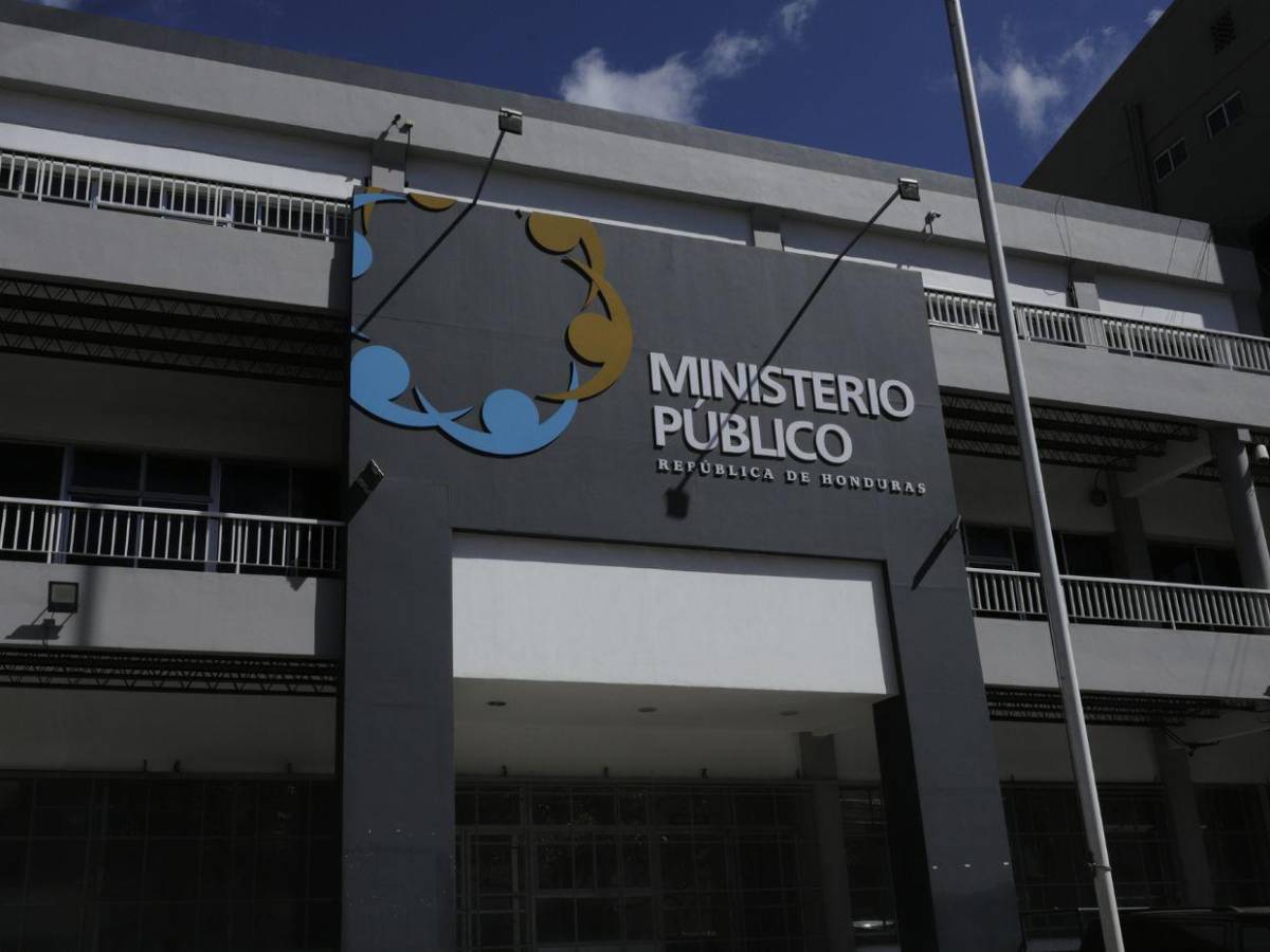 Tapó su boca hasta que perdió el conocimiento: Maestro que abusó y embarazó a su alumna de 13 años
