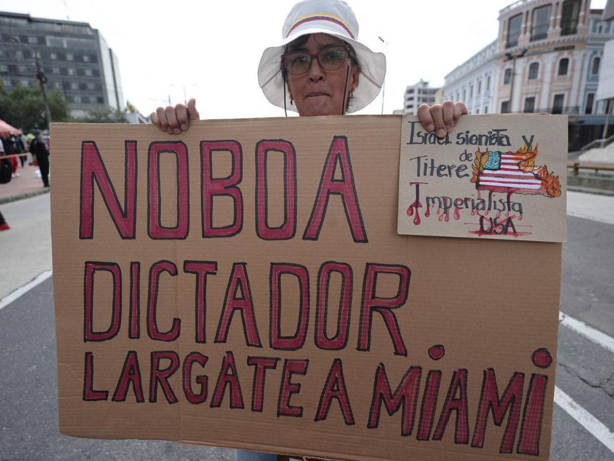 No-boa, Fuera, mentiroso: Ecuador marchan contra la precarización laboral de Daniel Noboa