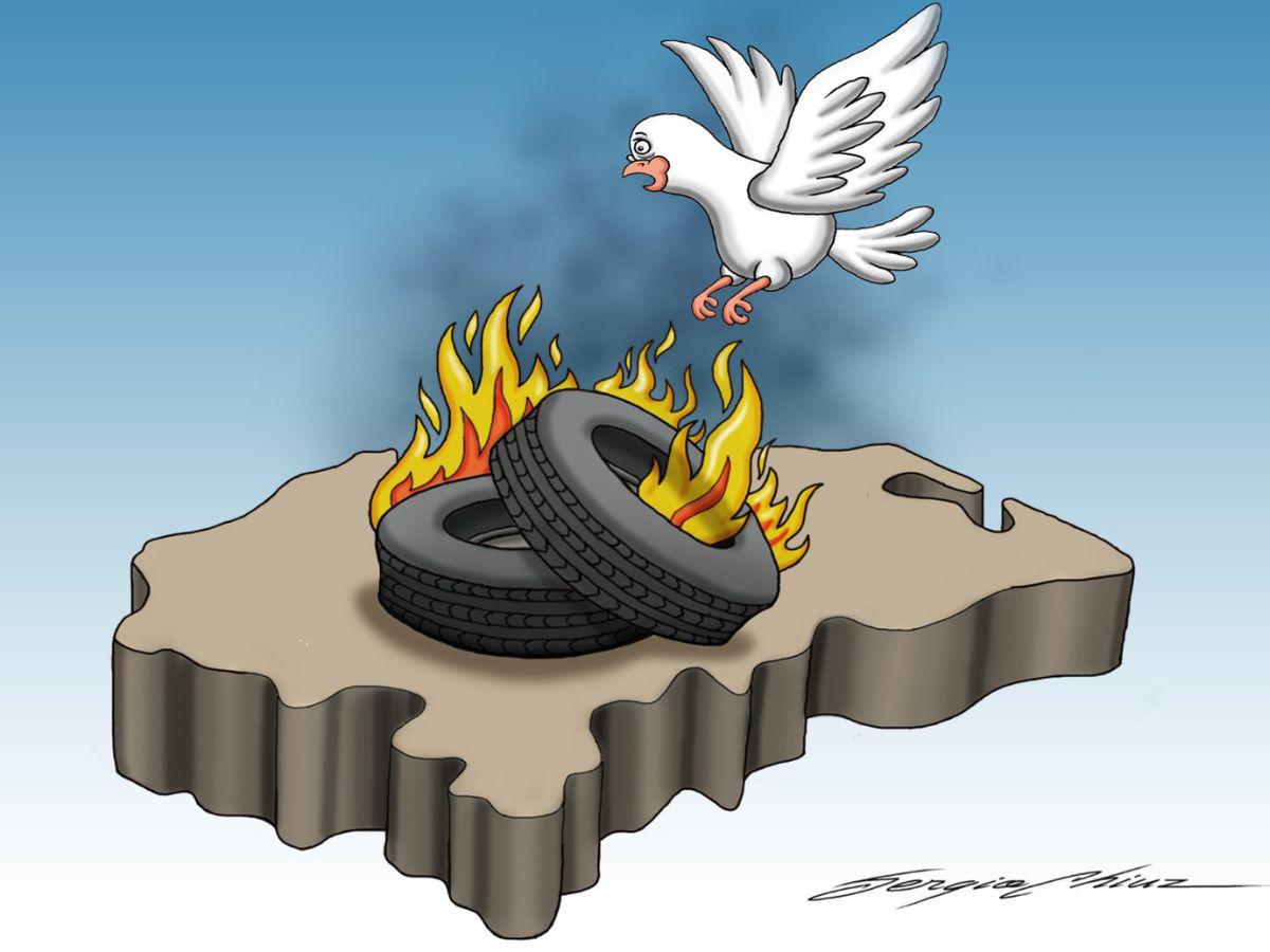 La democracia bajo fuego