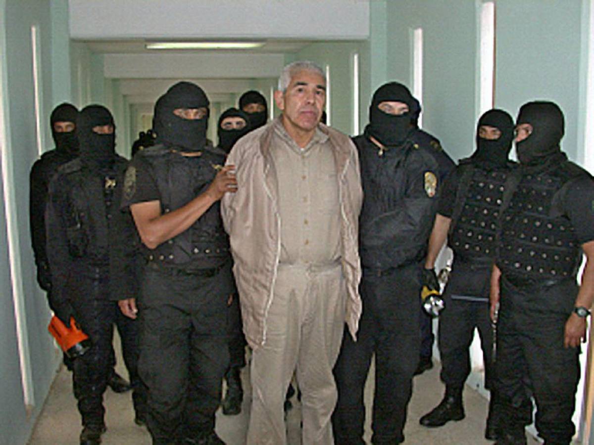 Narco mexicano Caro Quintero busca recobrar libertad con amparos legales