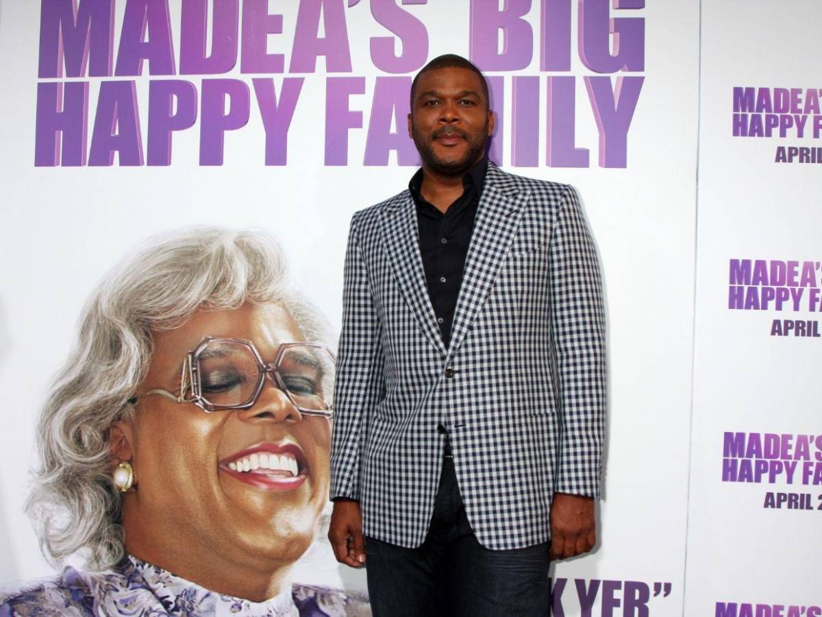 Un modelo demanda a Tyler Perry por agresión sexual y reclama $77 millones