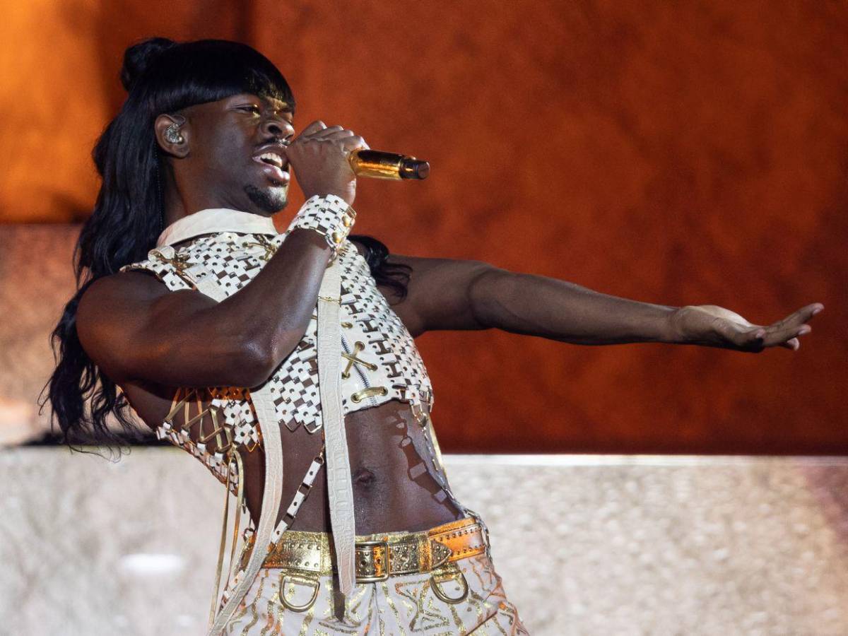 Lil Nas X es hospitalizado tras un confuso ataque con la policía, ¿qué pasó?