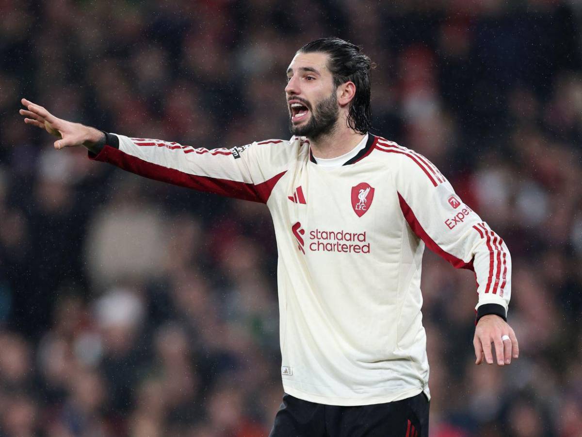 Fichajes: El futuro de Benzema, plan de Hansi con el Barca y ¿Bruno a Arabia?