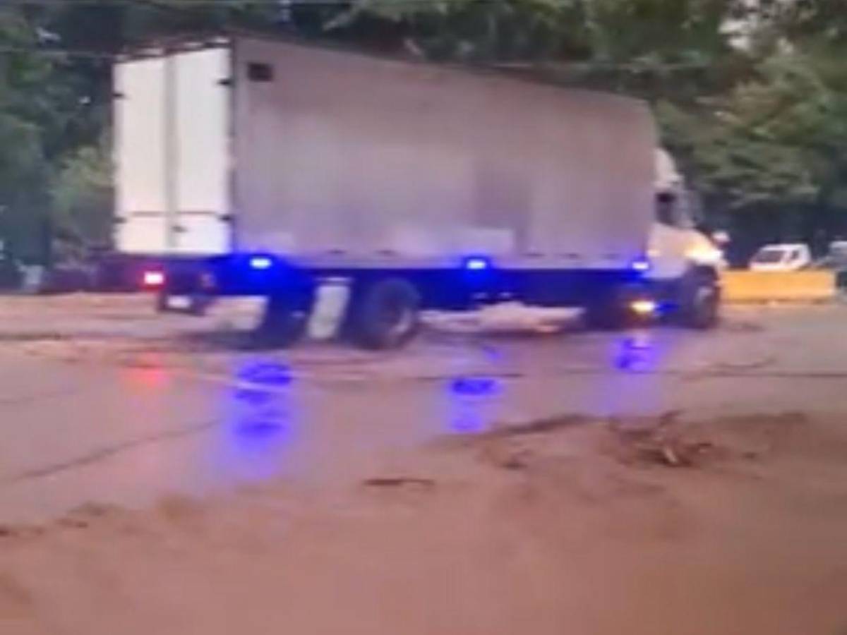 Una persona muerta, vehículos varados e inundaciones: caos tras las lluvias en SPS