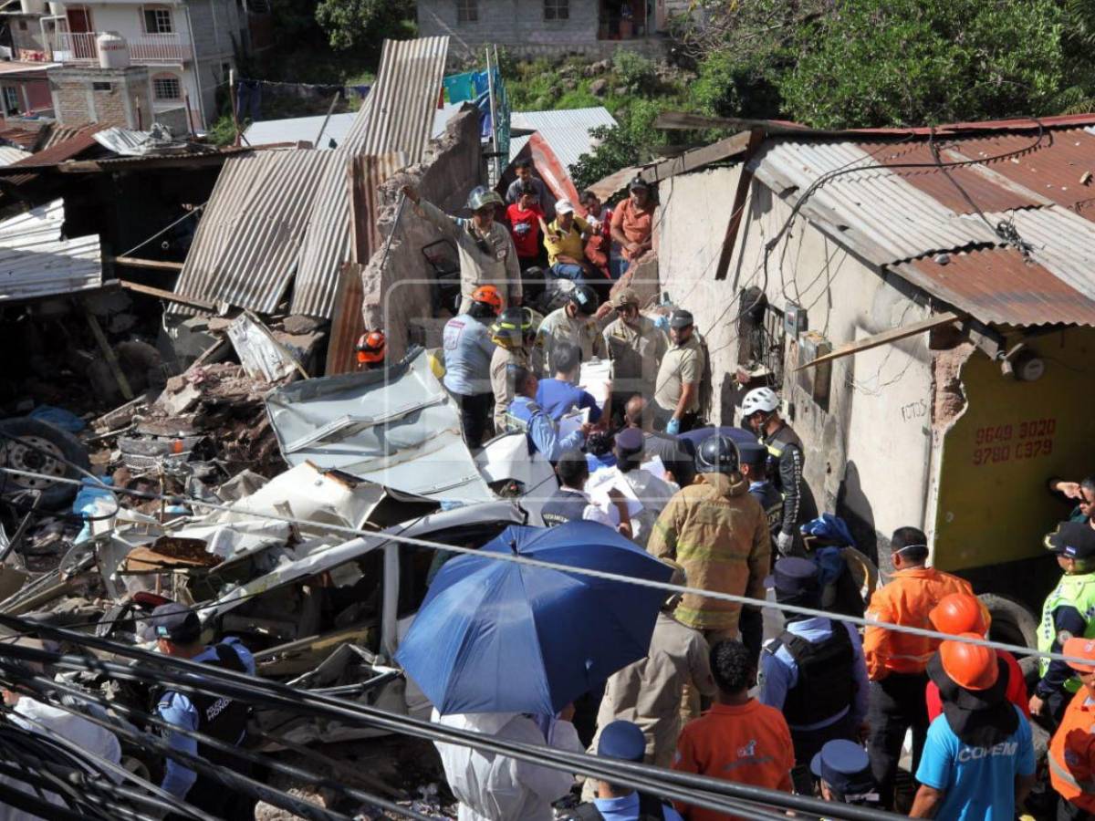 Volqueta que causó accidente en Villa Nueva fue modificada para llevar más carga de lo permitido