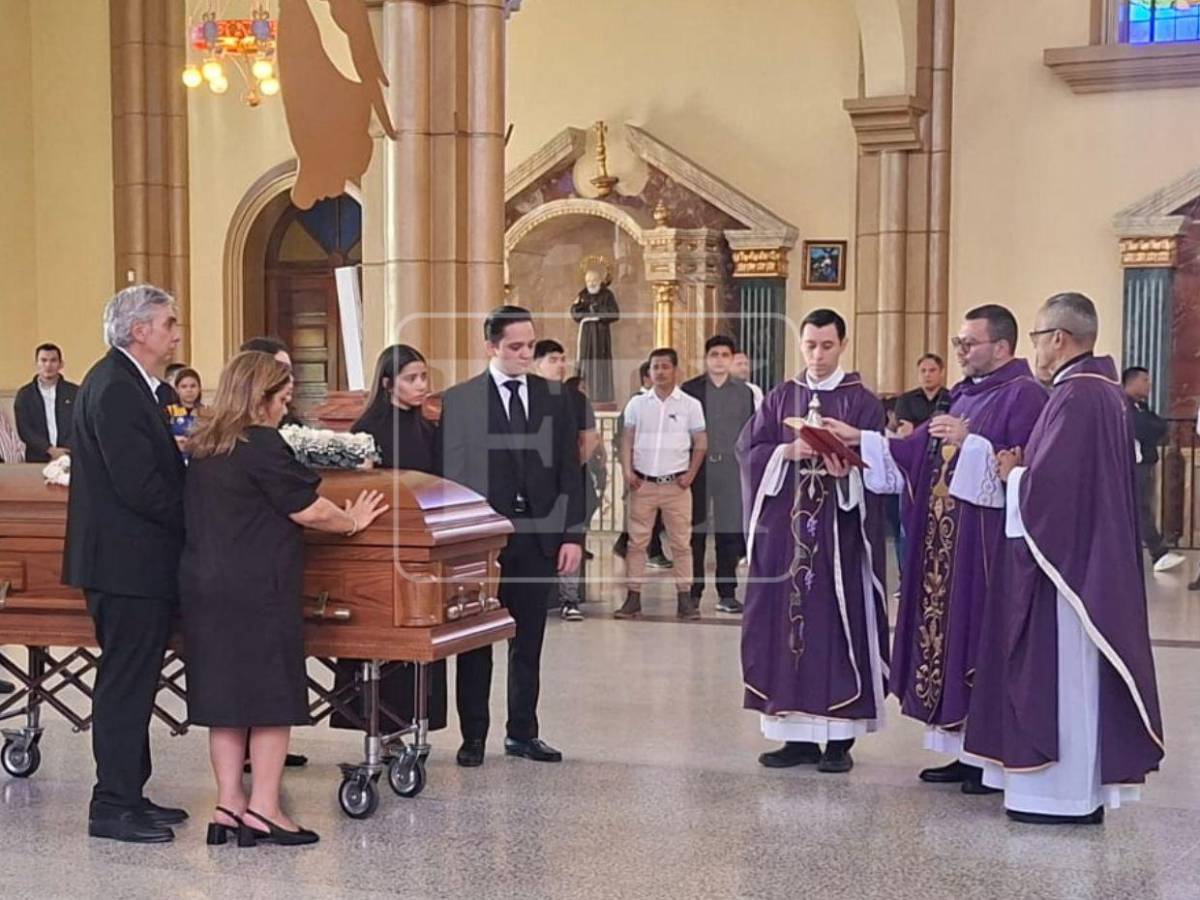 Realizan misa de cuerpo presente en Basílica de Suyapa para despedir a don Emilio Larach