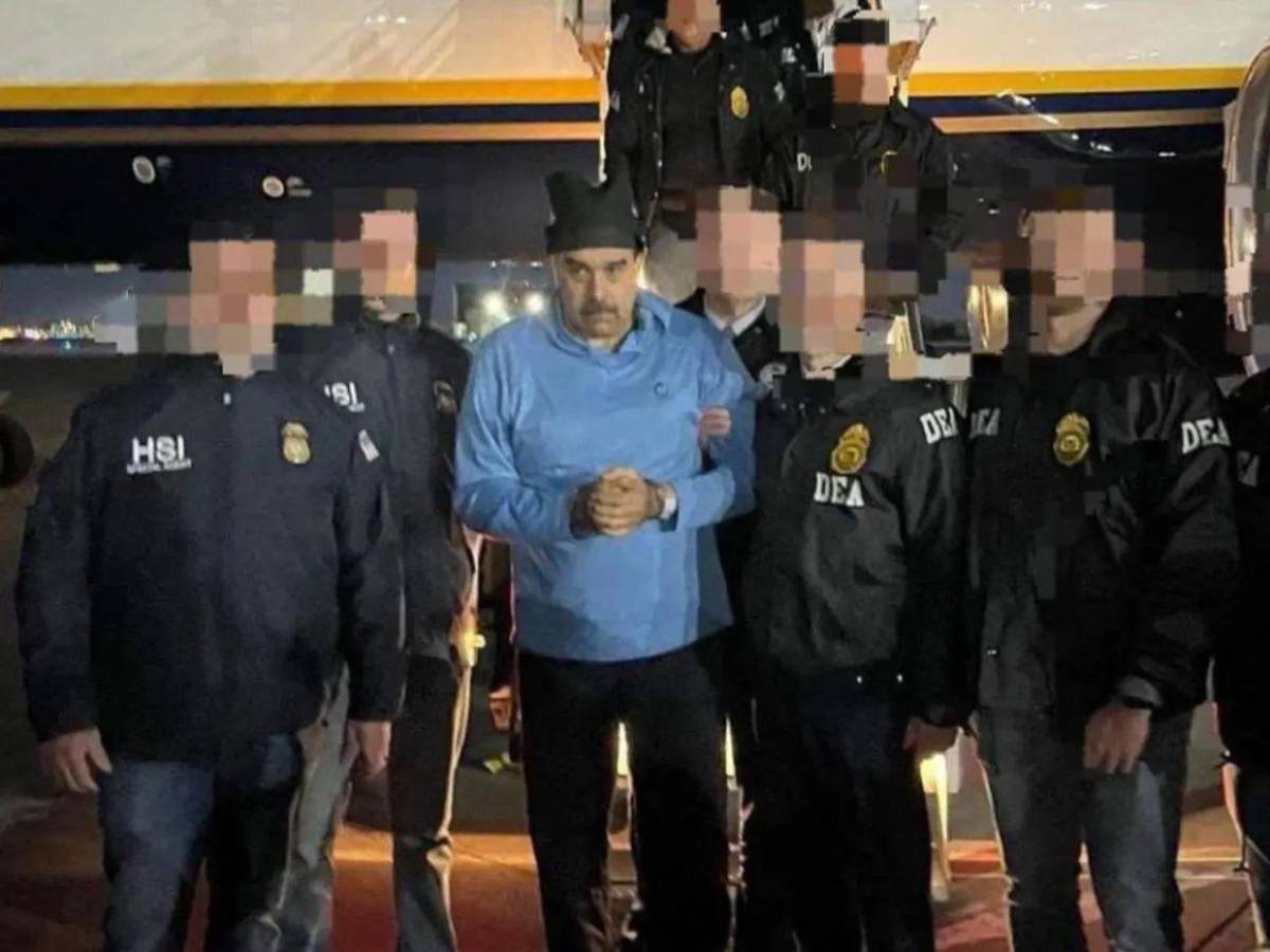 Protestan frente a la Embajada de EE UU en Honduras contra captura de Maduro y su esposa