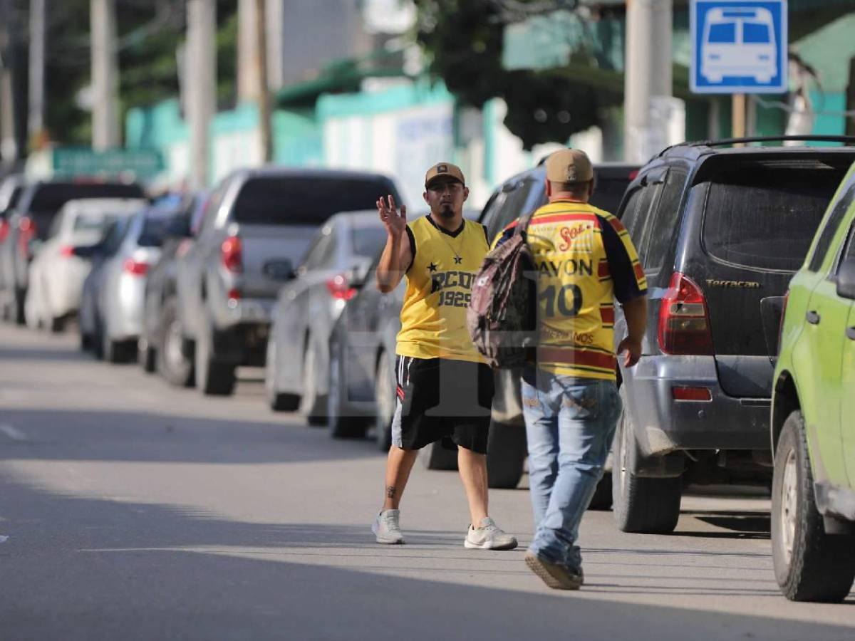 Linda chica robó suspiros, invasión aurinegra y la sorpresa previo al Choloma-Real España