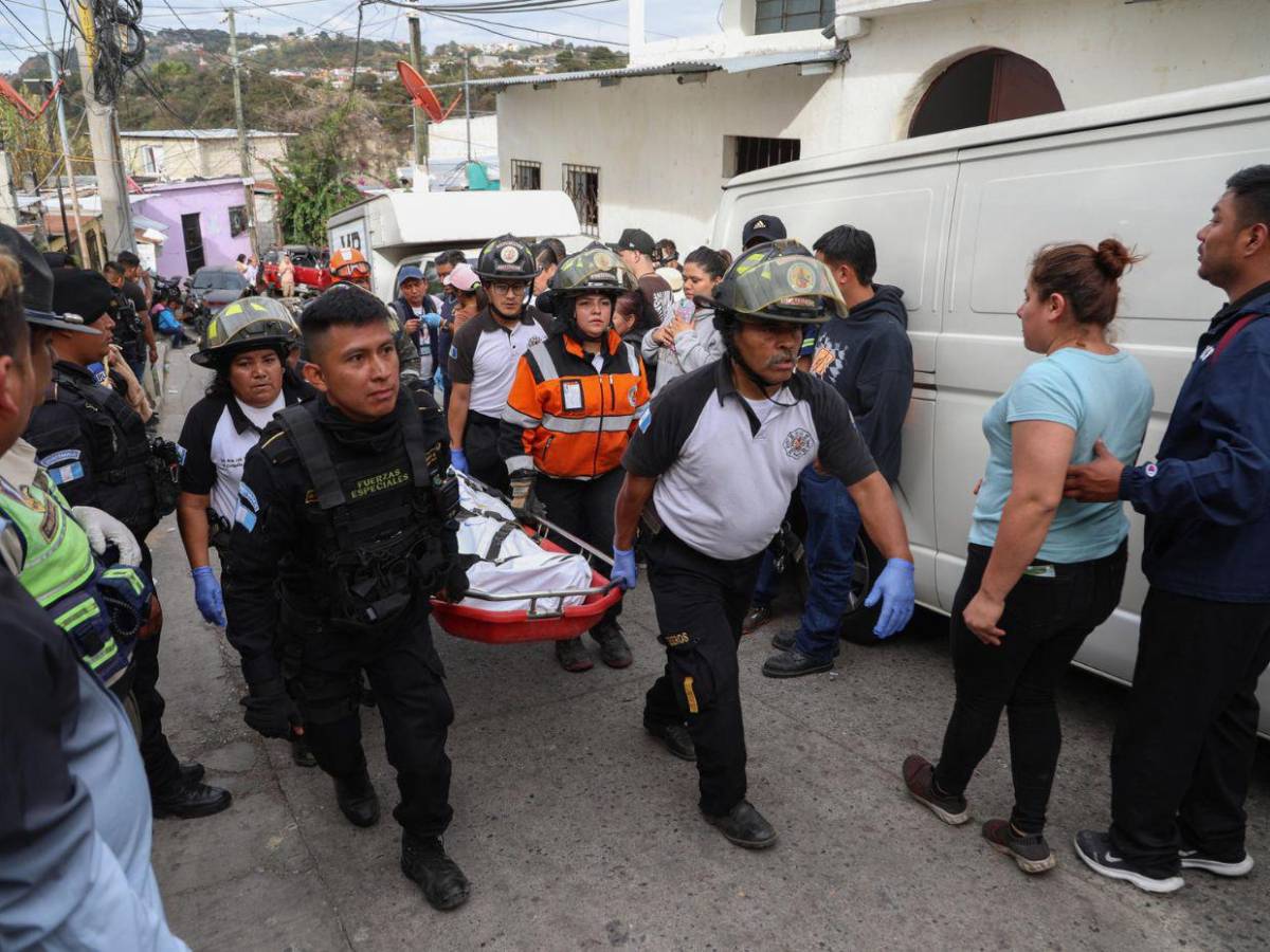 Rostros y nombres de las víctimas tras fatal accidente de autobús en Guatemala Rostros y nombres de las víctimas tras fatal accidente de autobús en Guatemala