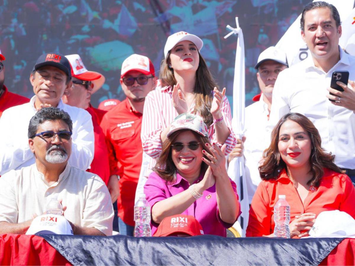 Giras y promesas: precandidatos presidenciales refuerzan campañas previo a elecciones