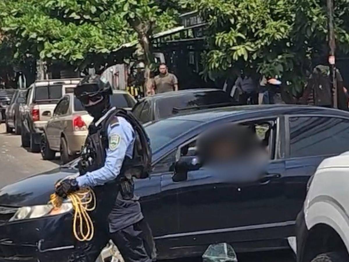 Isadora y Favio Padilla, madre e hijo asesinados frente al colegio JTR de SPS