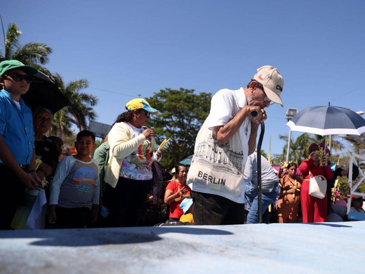 Con palmas, fe, curas expulsados y prohibiciones del régimen de Ortega, Nicaragua inicia Semana Santa Con palmas, fe, curas expulsados y prohibiciones del régimen de Ortega, Nicaragua inicia Semana Santa