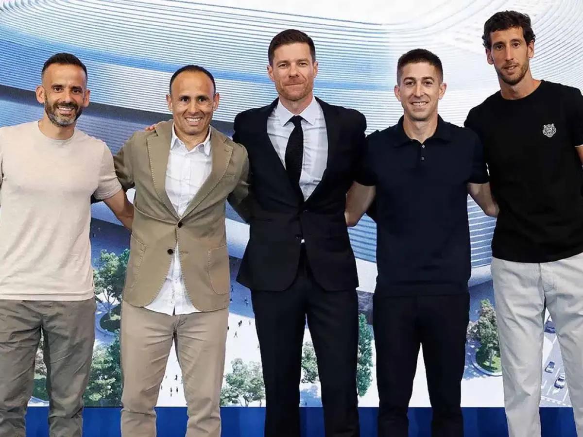 Álvaro Arbeloa no es interino en Real Madrid; salario y tuvo que aceptar fichaje que Xabi no quiso