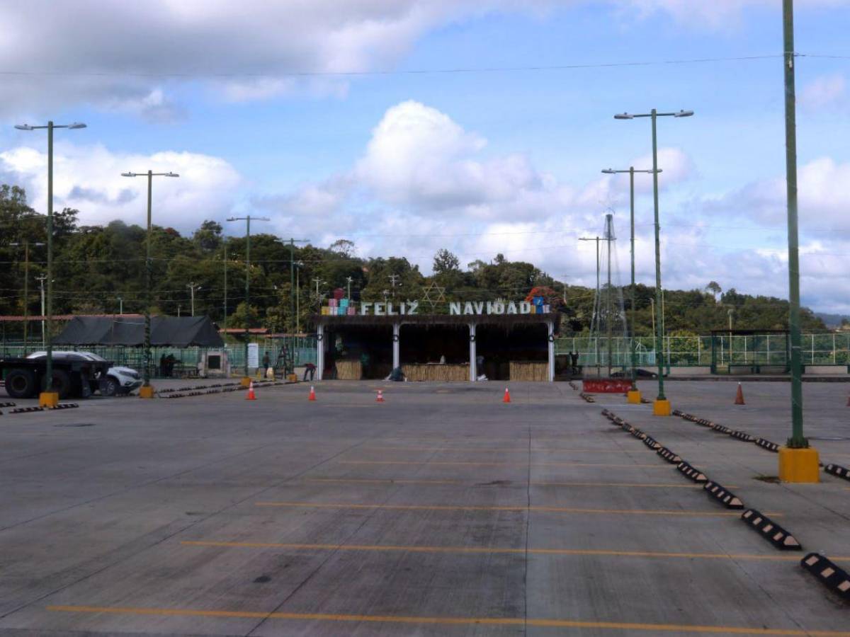 ¡Llegó la Navidad a la capital! Campo de Parada Marte prepara su villa para la temporada