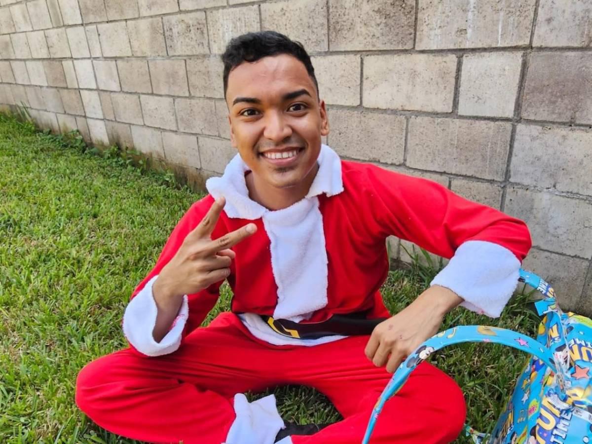 Tiktoker salvadoreño perdió teléfonos y documentos en Honduras: ¿Los recuperó?