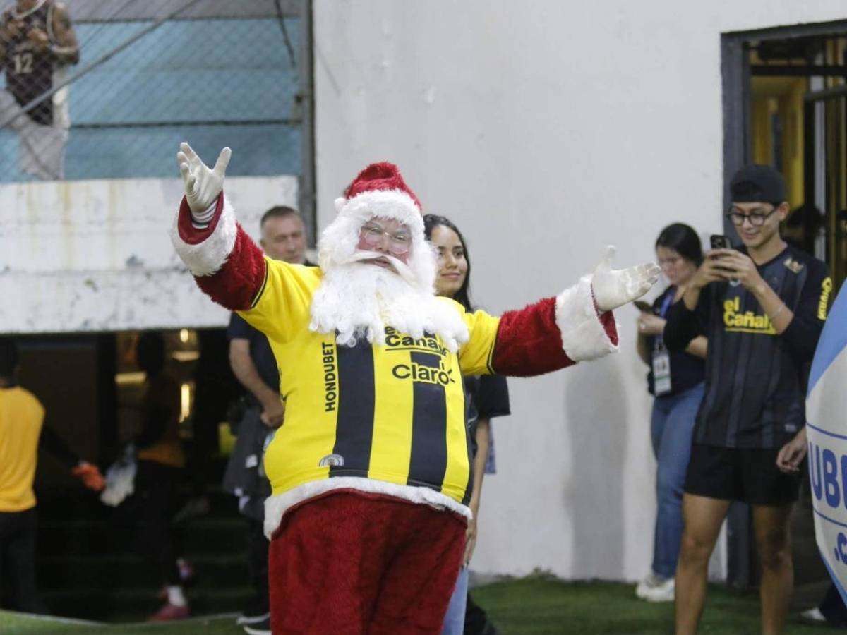 Clásico en el Morazán: Afición, jugadores, directivos y un invitado especial