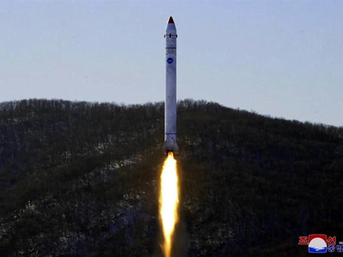Japón en alerta por varios minutos tras lanzamiento de misil de Corea del Norte