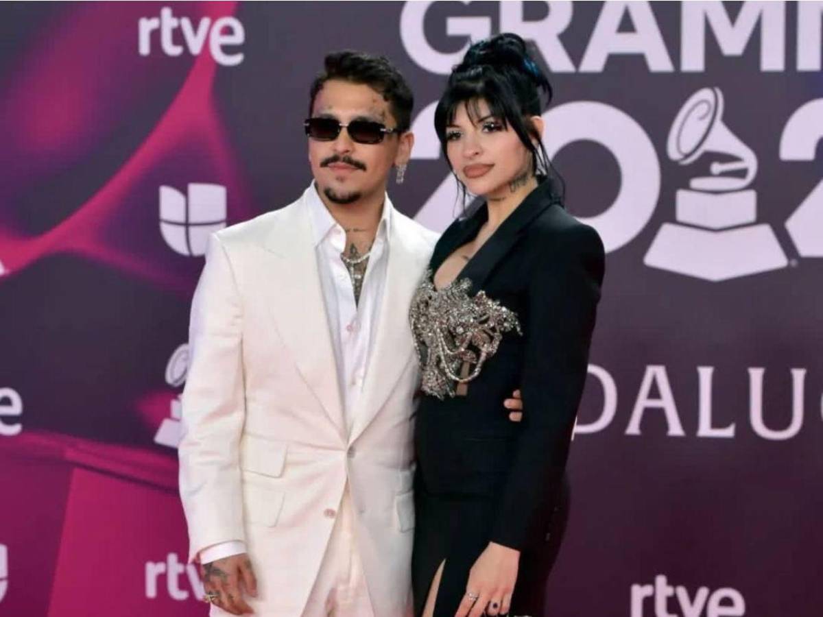 Nodal no dedicó Latin Grammy a Ángela Aguilar como sí lo hizo con Belinda y Cazzu