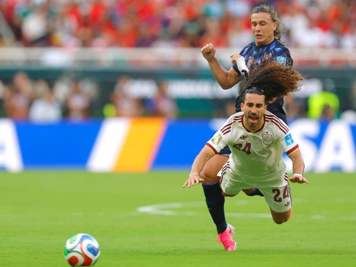 Hijo de exjugador de Olimpia se vuelve loco en el Mundial 2026: lo tuvieron que detener sus compañeros