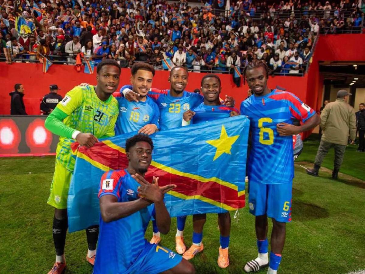 Eliminatoria: Entrenador denuncia brujería de selección para sacarlos del Mundial