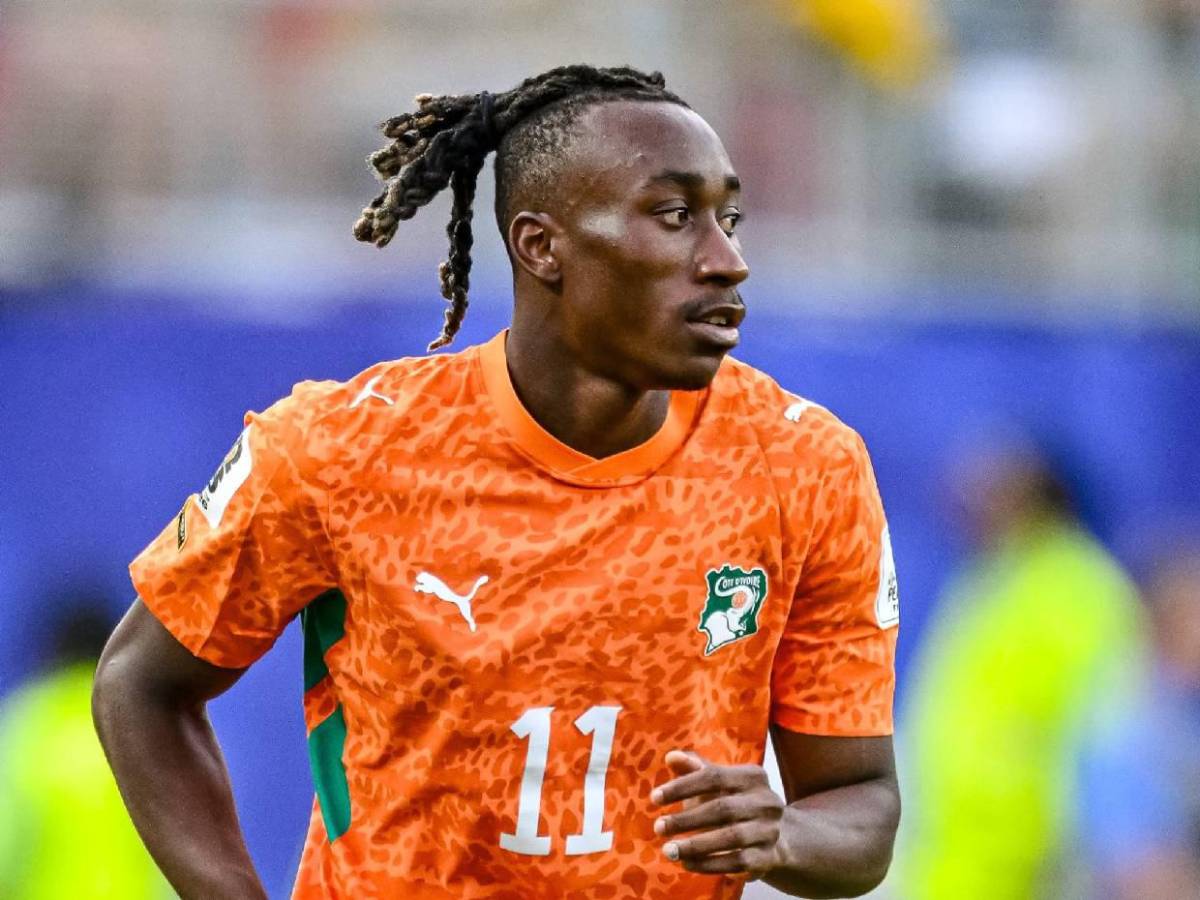 Mercado de fichajes: Dos bajas en Barcelona, Real Madrid va por Olise y 200 millones por Diomande