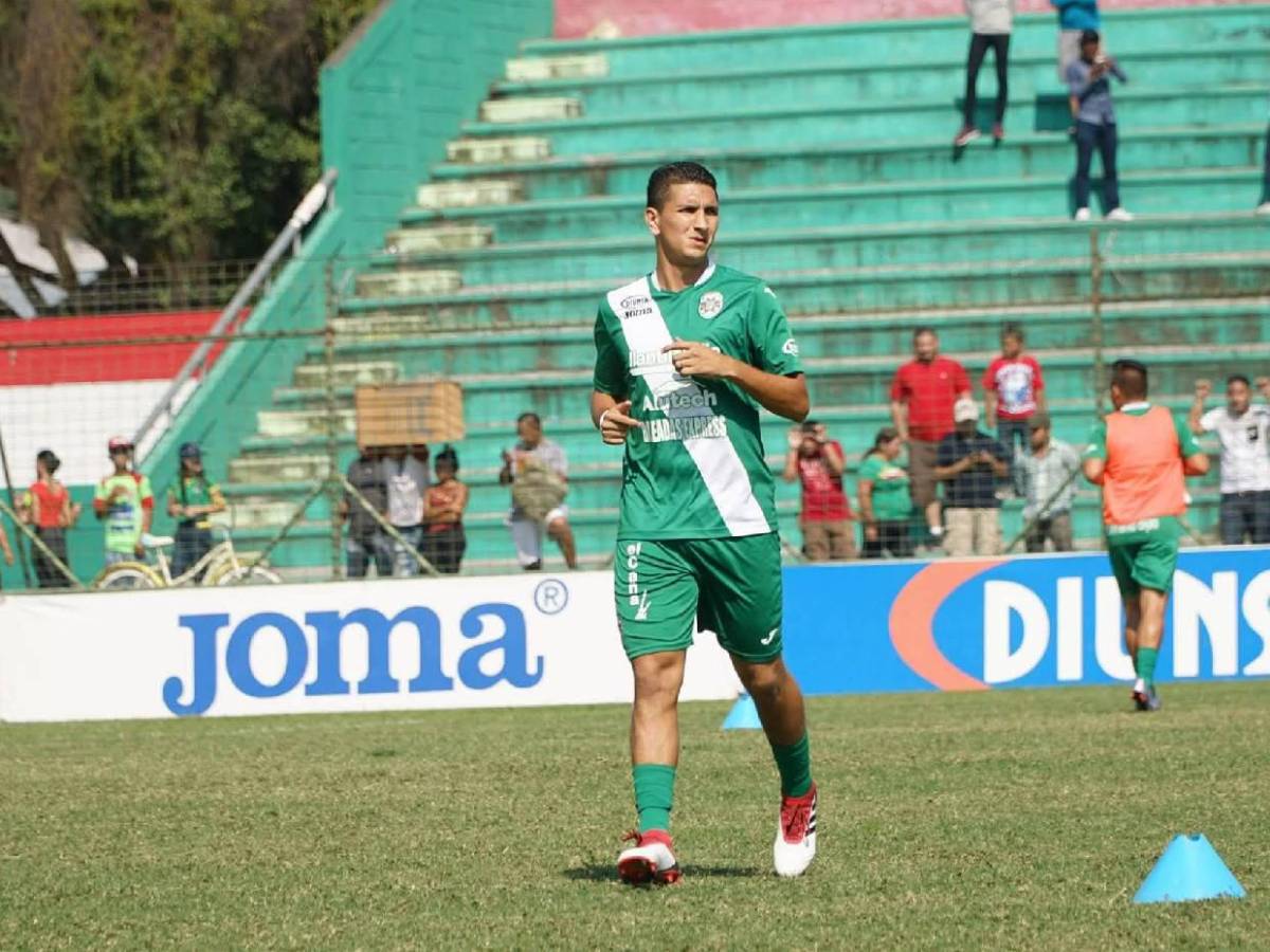 Se retiró del fútbol y sorprende con su nuevo trabajo en Estados Unidos: así es la vida de Johnny Leverón