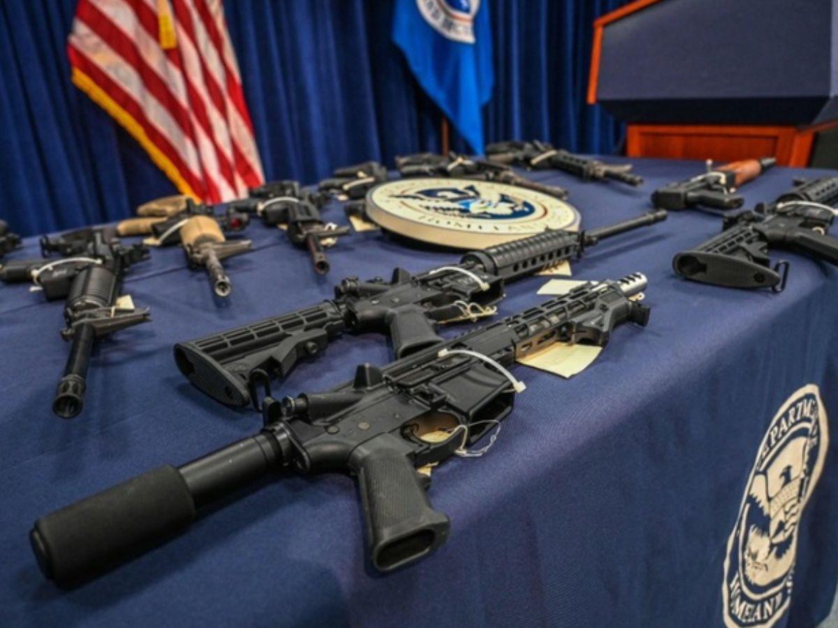 Casi 2.000 armas confiscadas por autoridades estadounidenses antes de llegar a México