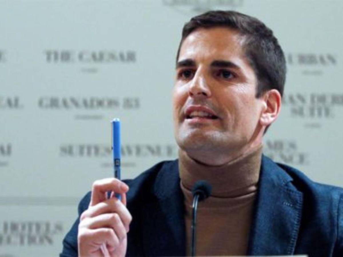 Insólito: equipo ruso despide a su técnico acusándolo de utilizar IA para tomar decisiones