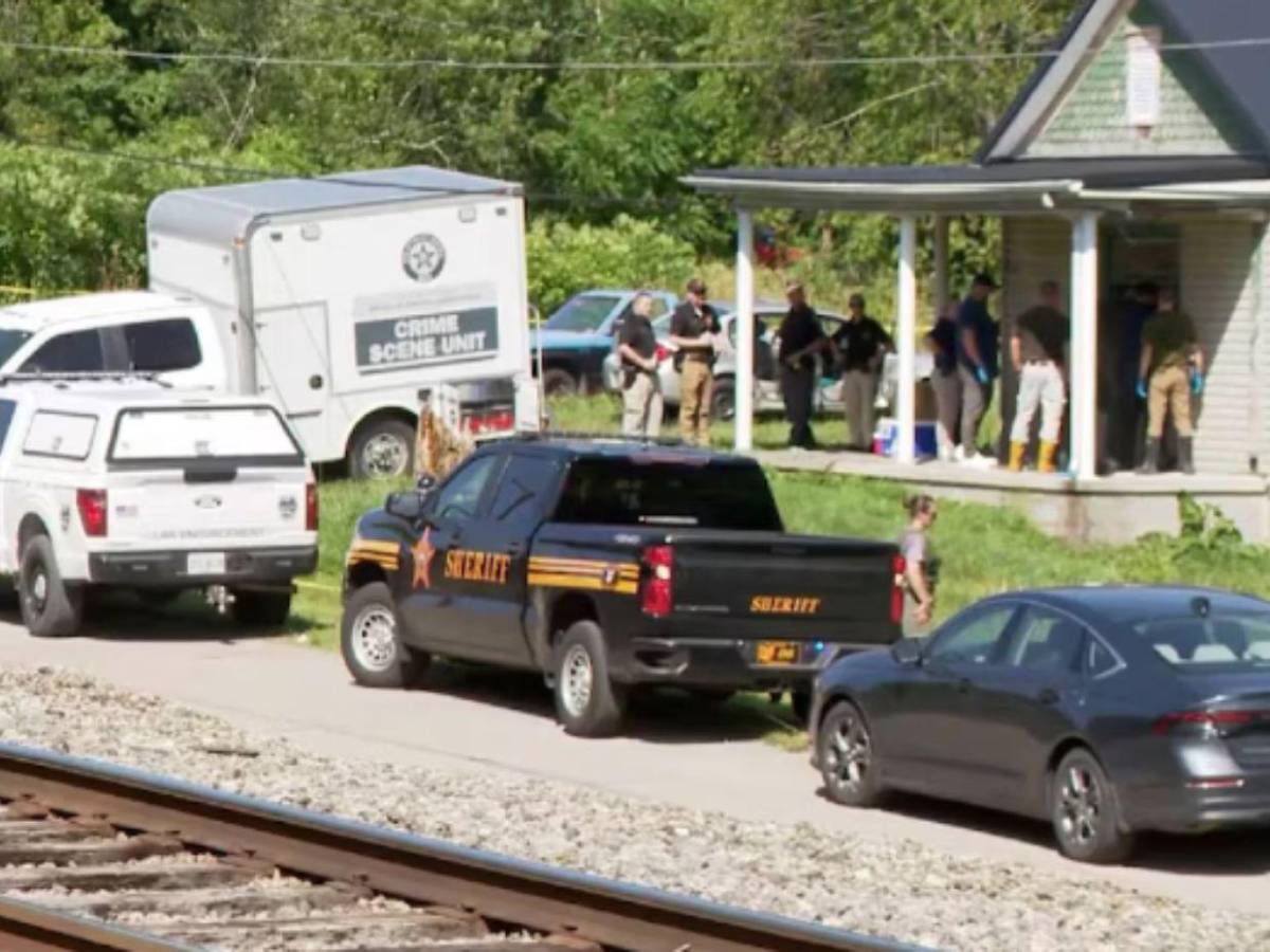 ¿Quién es Elizabeth Siders, la madre de 16 hijos hallados en hacinamiento en Ohio?