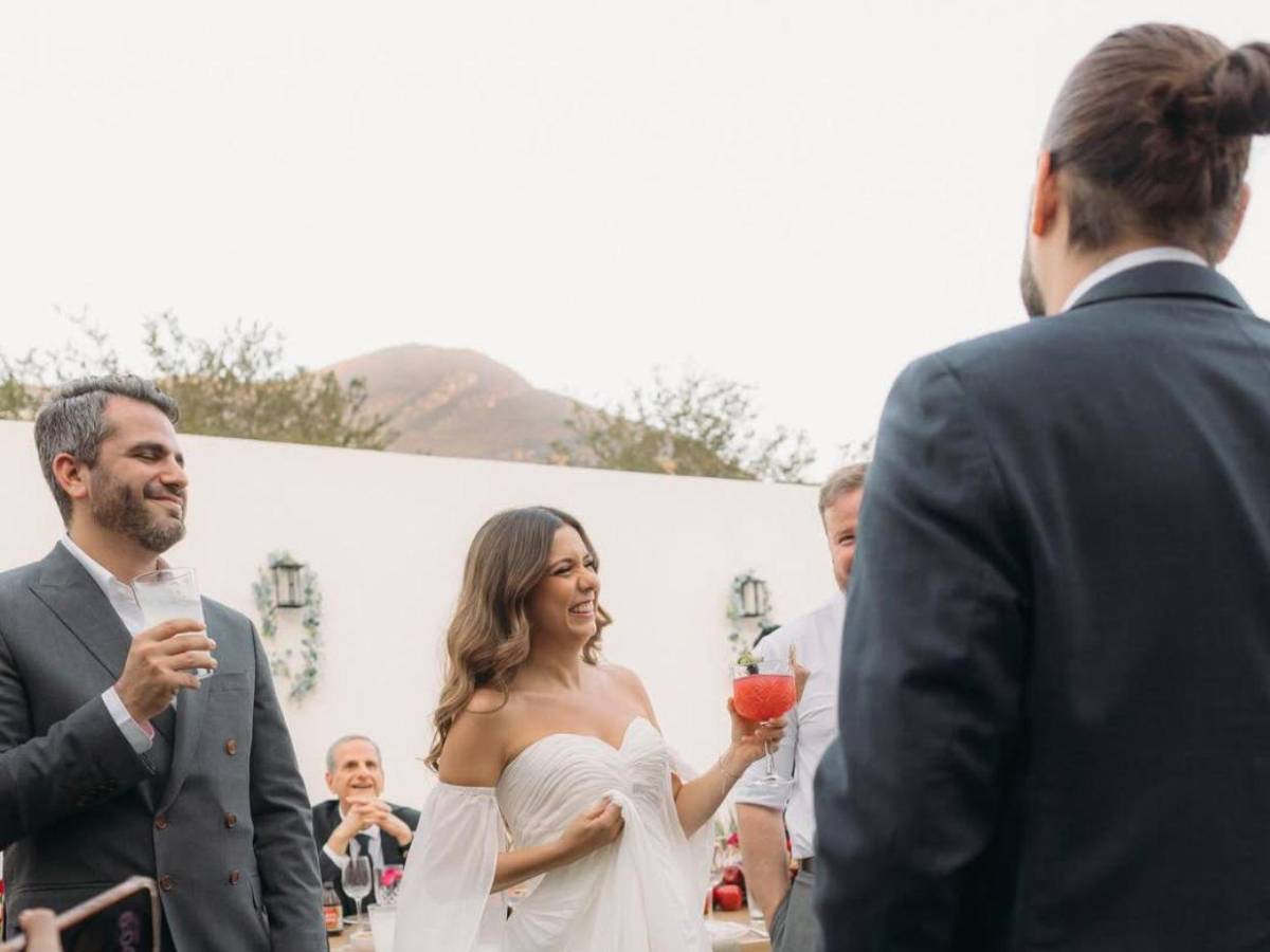 Farid Dieck y Jessica Fernández se casan desatando polémica en redes: Te amo esposa mía