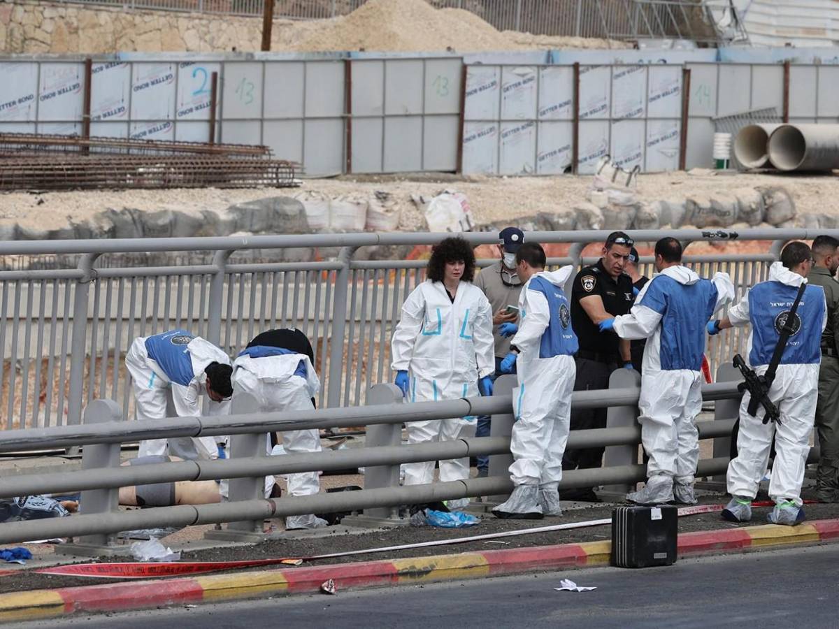 Atacantes subieron al autobús y abrieron fuego contra los pasajeros: atentado en Israel