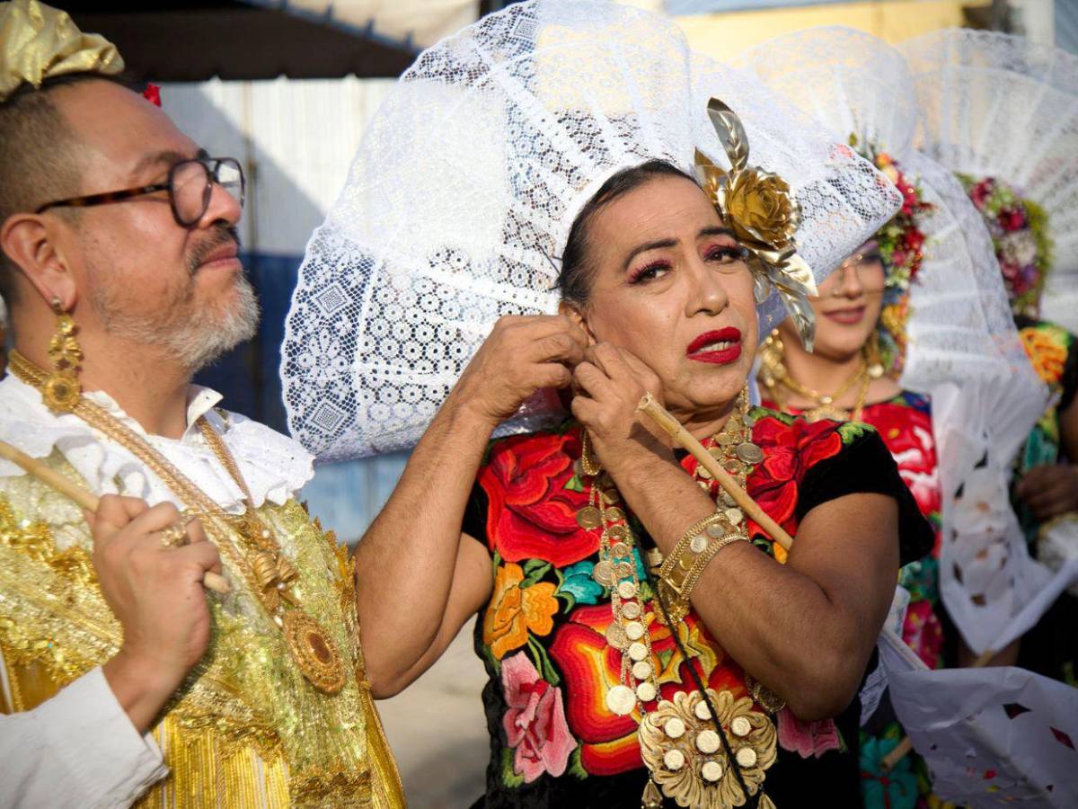 ¿Qué son los Muxes, el tercer género mexicano?