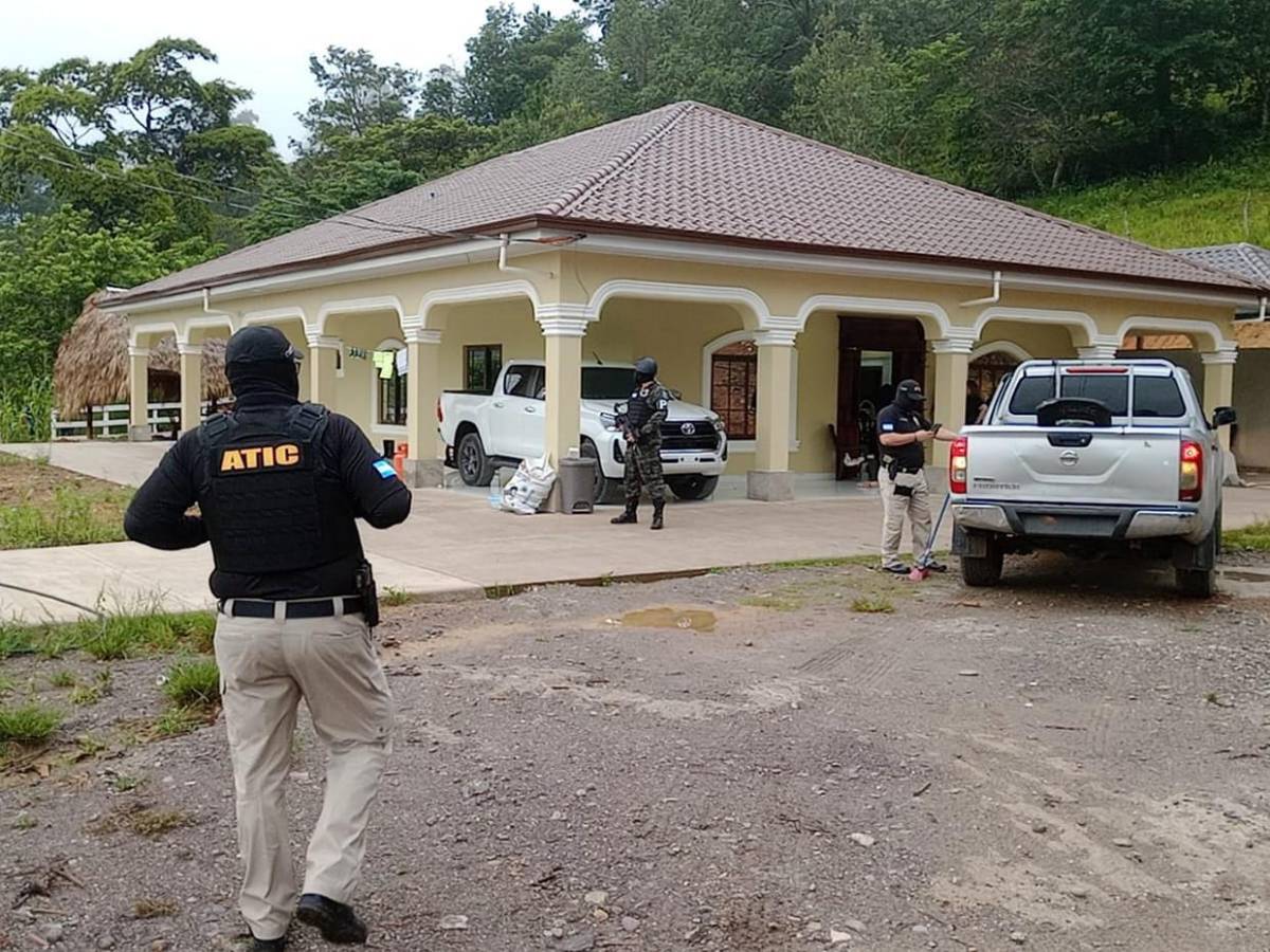 Por tráfico de drogas y armas realizan 10 allanamientos en Florida, Copán