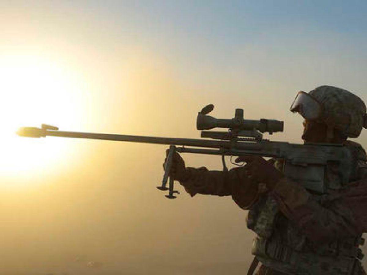 Francotirador ucraniano consigue el segundo disparo más largo de la historia al matar a soldado ruso a 2,7 km