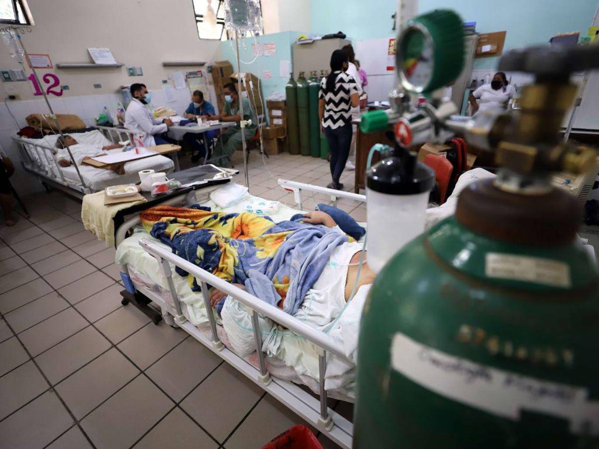 Sin fármacos, mamografías ni tomografías en el Hospital San Felipe