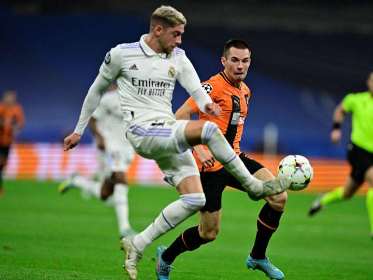 Rodrygo y Vinicius acercan al Real Madrid a octavos de Champions League