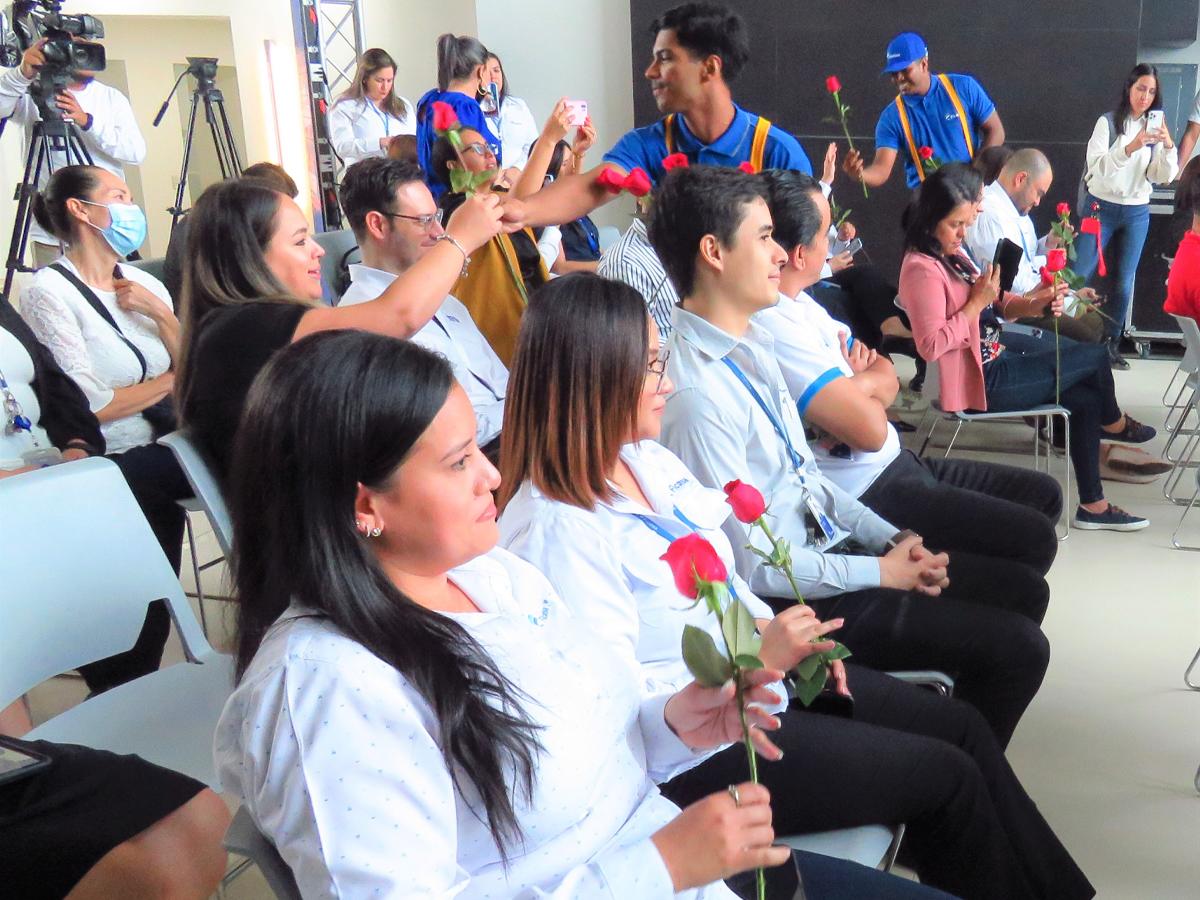 Asistentes al evento de presentación de la campaña que se realizará del 13 de abril hasta el 31 de mayo de 2023.